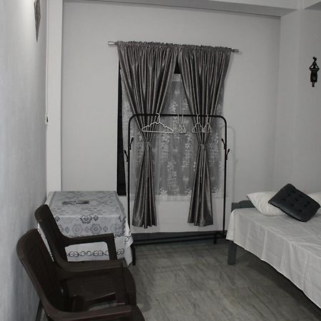 Halabella Homestay Shillong Buitenkant foto